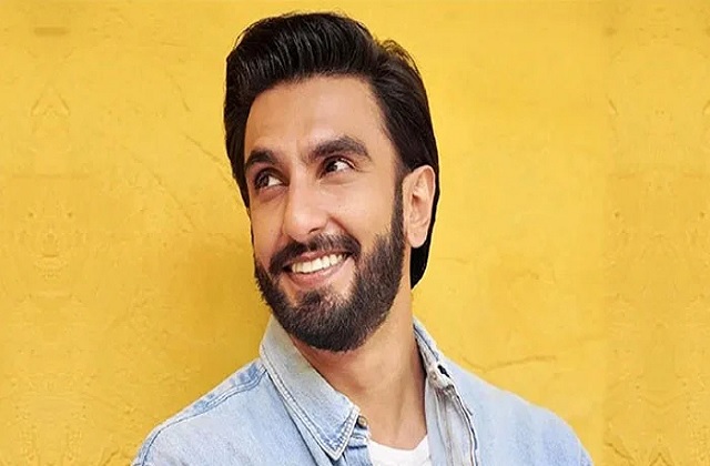 ‘सुपरस्टार ऑफ द डिकेड’ अवार्ड से सम्मानित होने के बाद इमोशनल हुए रणवीर सिंह ‘सुपरस्टार ऑफ द डिकेड’ अवार्ड से सम्मानित होने के बाद इमोशनल हुए रणवीर सिंह